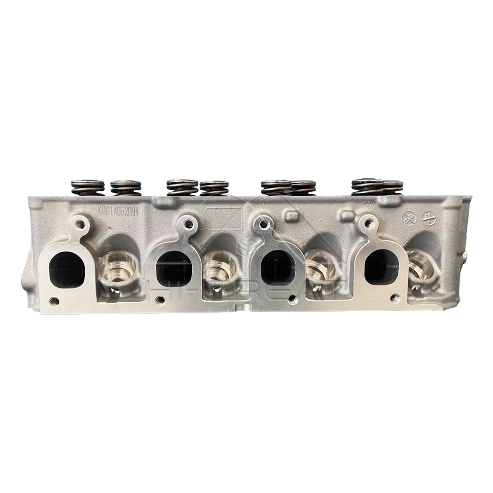 Engine Cylinder Head - Ensemble de culasse haute performance 25187828